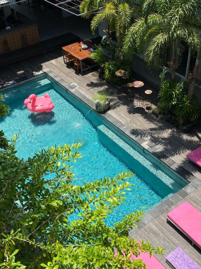 Lushy Hostel Canggu Dış mekan fotoğraf