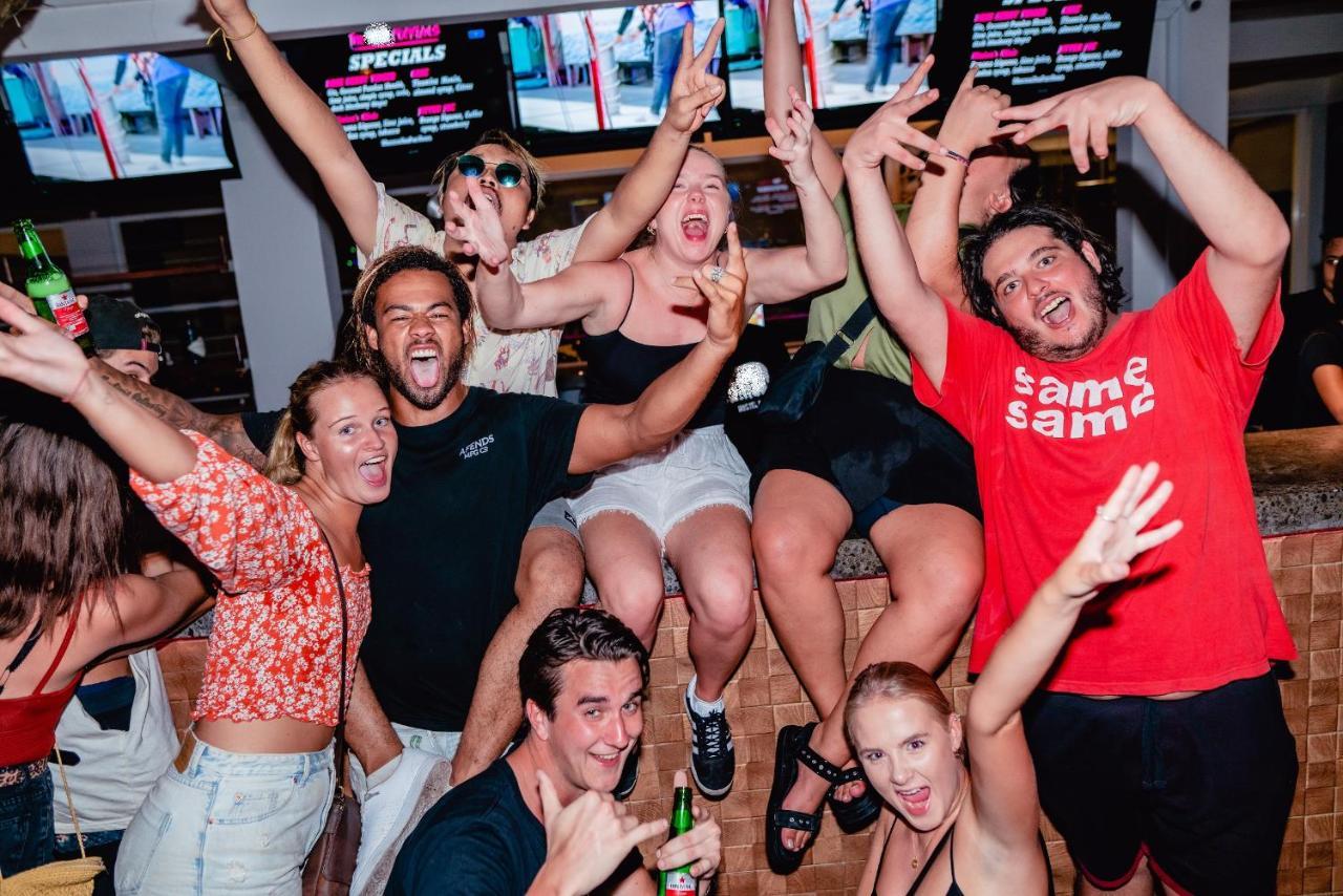 Lushy Hostel Canggu Dış mekan fotoğraf